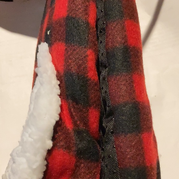 Red and black checker board lady slippers - Picture 2 of 2